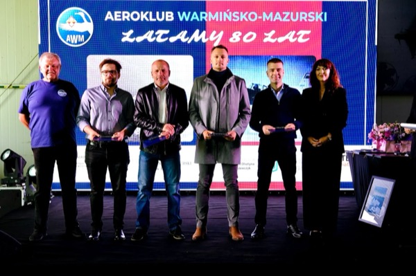 Jubileusz 80-lecia Aeroklubu Warmińsko-Mazurskiego — zdjęcie 53 z 76